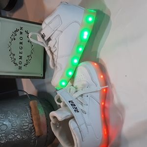 KYX Neon kids size 11.5 light up white sneakers many colors and settings Unisex